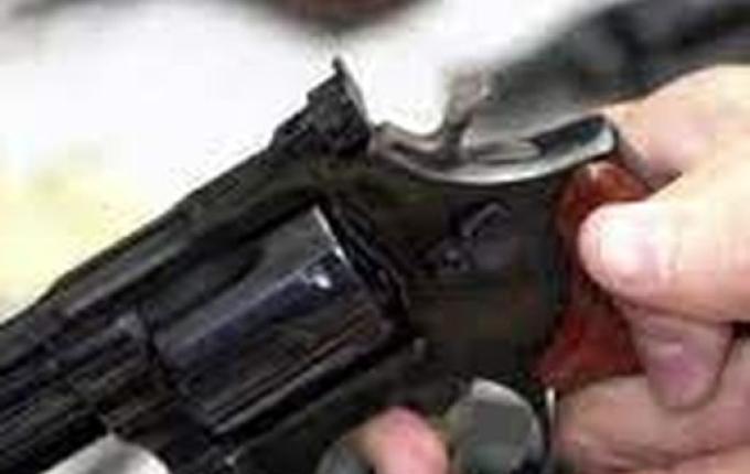 TSE proíbe porte de arma nos locais de votação durante eleições deste ano