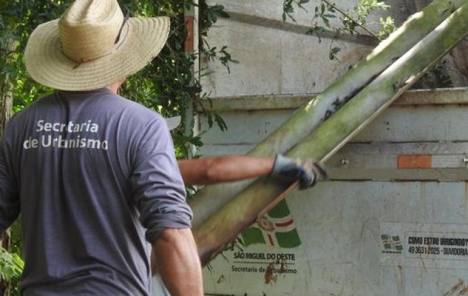 Prefeitura e 14º RCMec desenvolvem ação ambiental em São Miguel do Oeste