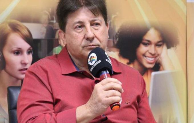 Juarez celebra crescimento do PT "Mantivemos o projeto e dobramos a bancada"