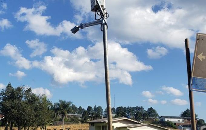 Câmera de videomonitoramento é alterada de local, em Iporã do Oeste