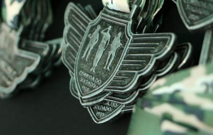 Corrida do Soldado é realizada em São Miguel do Oeste; fotos