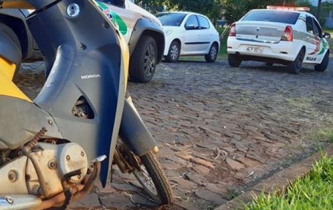 Polícia recupera motocicleta furtada e prende homem em SMOeste