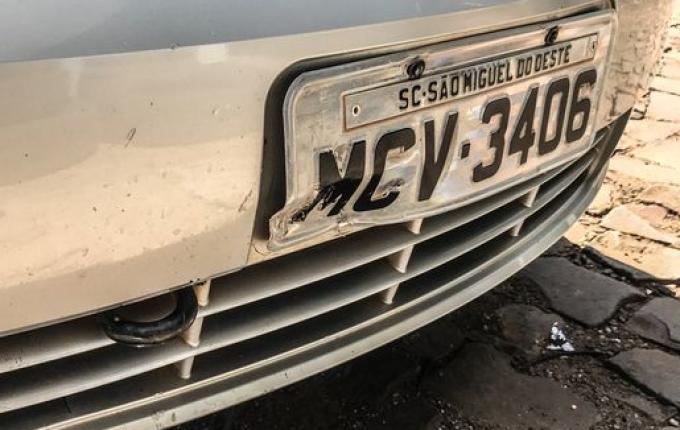 Acidente deixa motociclista gravemente ferido em SMOeste