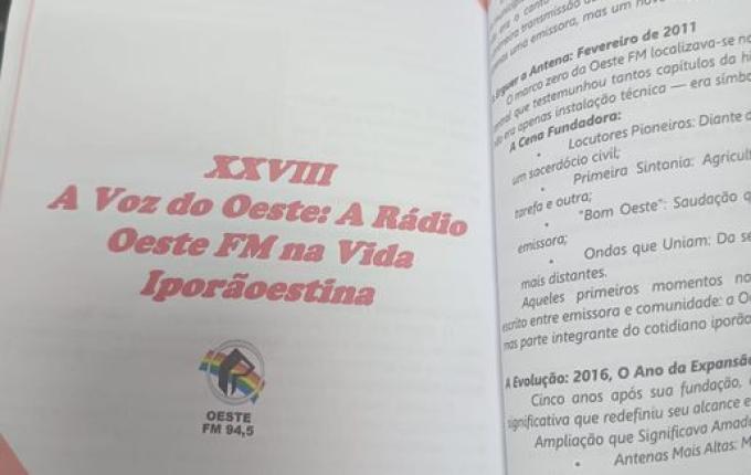 Alunos lançam livro sobre a história de Iporã e Centenário da Colonização na região