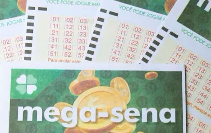 Mega-Sena acumula e pode pagar R$ 9 milhões no próximo sorteio