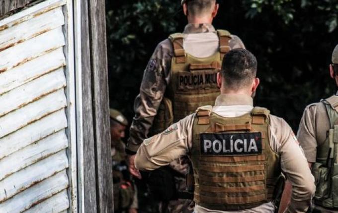 Carro é furtado em Guarujá do Sul e encontrado na Argentina