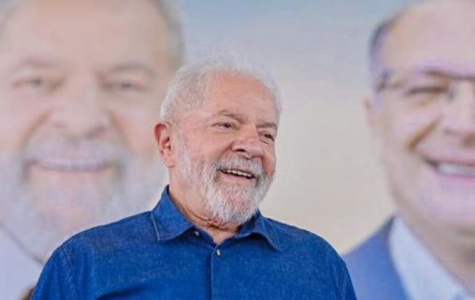 Lula vence o segundo turno e volta para o terceiro mandato de presidente