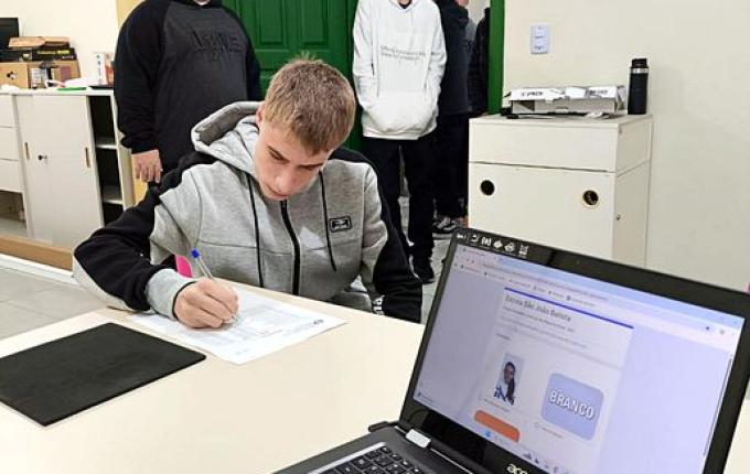 Saiba quais foram os alunos eleitos para o Parlamento Jovem em SMOeste