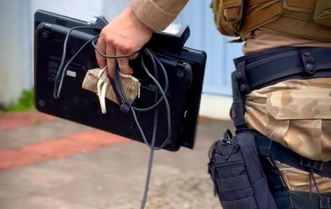 PM prende suspeito de furto e recupera objetos em São Miguel do Oeste