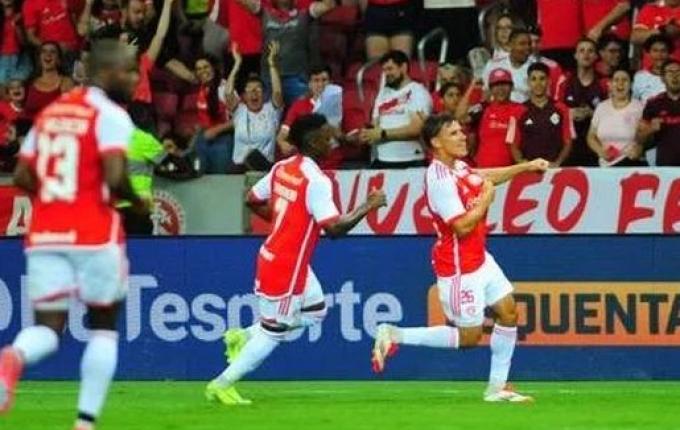 Inter insiste, bate o Avenida por 1 a 0 e chega à terceira vitória seguida no Gauchão