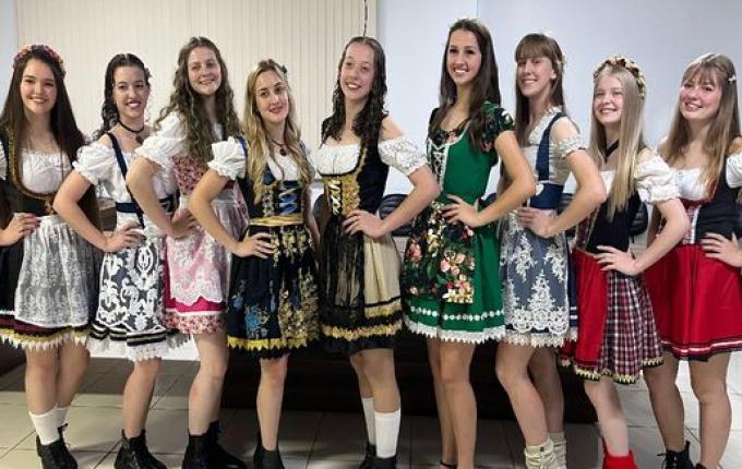 Itapiranga homologa nove candidatas a soberanas da 46ª edição da Oktoberfest