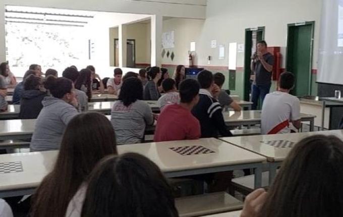 Conheça o projeto “Imigrantes que buscam melhores condições de vida em SMO”