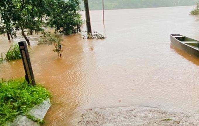 Cheia do Rio Uruguai volta a criar transtornos em Itapiranga