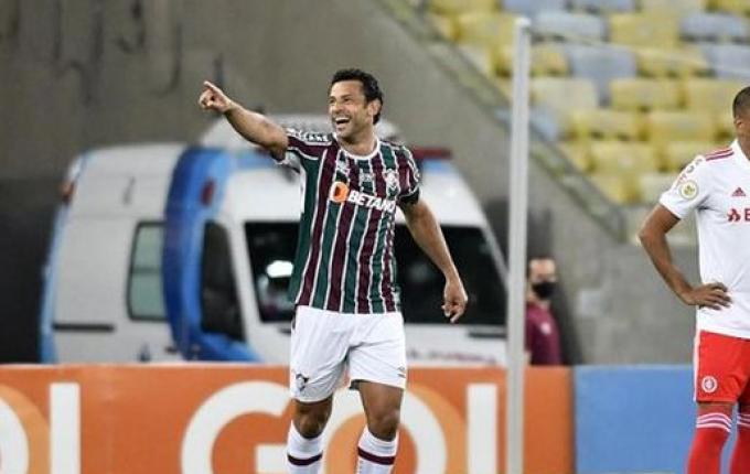 Com gol no começo do jogo, Inter perde para o Fluminense no Maracanã