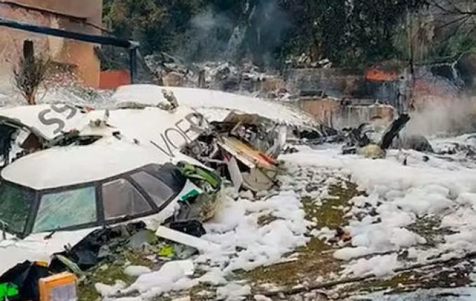 FAB começa transporte de vítimas da queda de avião em Vinhedo nesta terça-feira