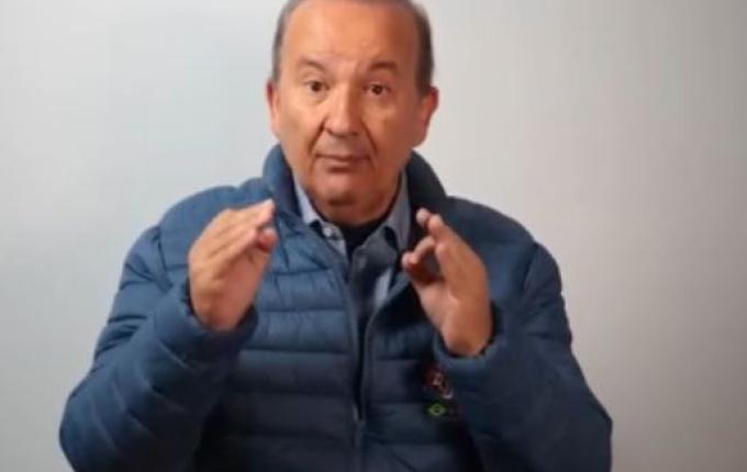 Jorginho Mello critica pedido de afastamento de deputados de SC