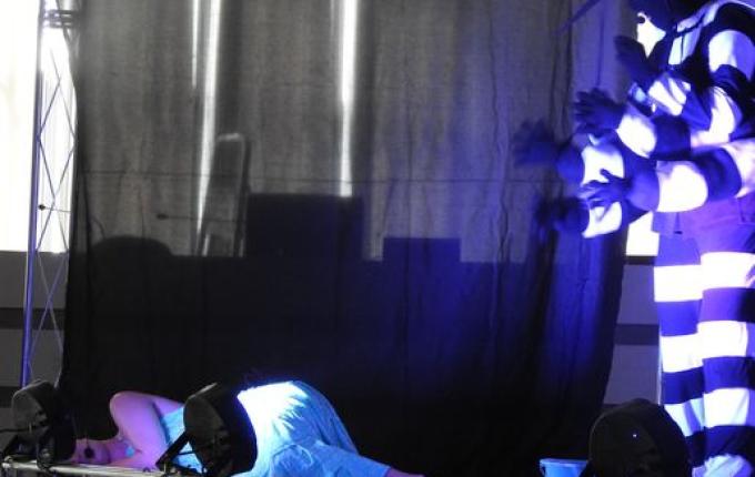 Teatro mobiliza mil alunos no combate à dengue em SMO