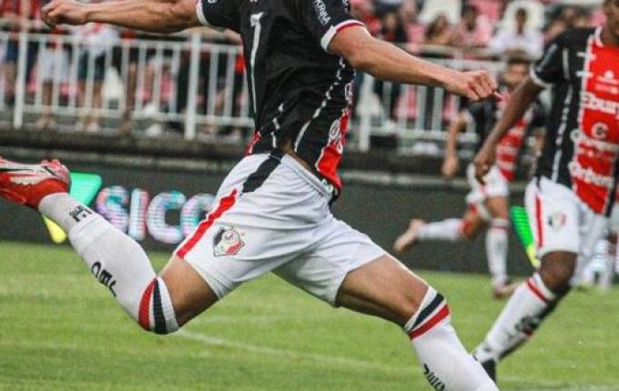 Com um a menos Chapecoense empata na Arena Joinville com Jec