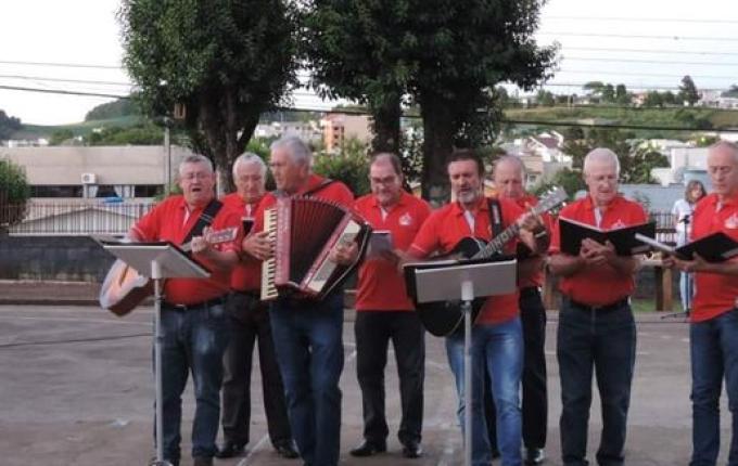 Grupo Terno de Reis de São José do Cedro define programação; confira