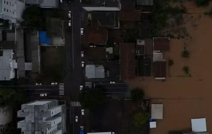 Um ano após enchente histórica, Lajeado volta a sofrer com alagamento do Rio Taquari