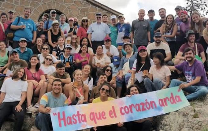 Colégio Sagrada Família de Itapiranga participa de evento internacional