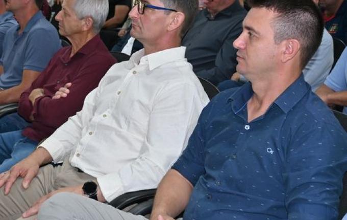 Prefeito de Descanso toma posse como presidente da Junta Militar