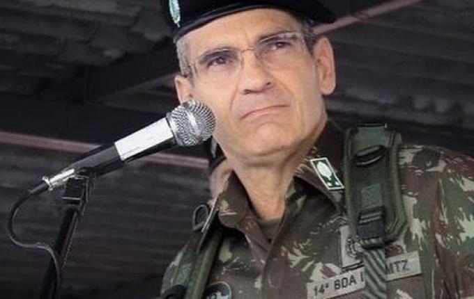 General comandante da 14ª Brigada de Infantaria visita 14ª RCMec