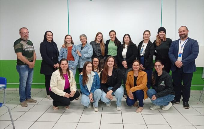 Guaraciaba conclui curso de atendimento ao cliente e anuncia nova capacitação