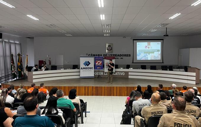 Seminário em São Miguel do Oeste intensifica ações de segurança escolar no Extremo Oeste