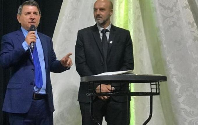 Menegatti, vice e vereadores são empossados em São Lourenço do Oeste