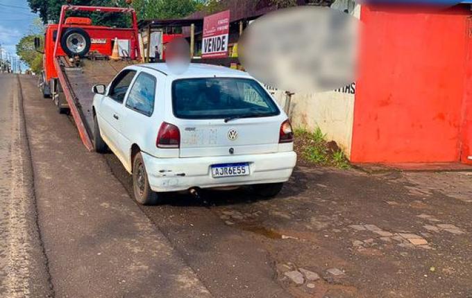 VÍDEO: Polícia flagra homem conduzindo veículo com registro de furto em SMOeste