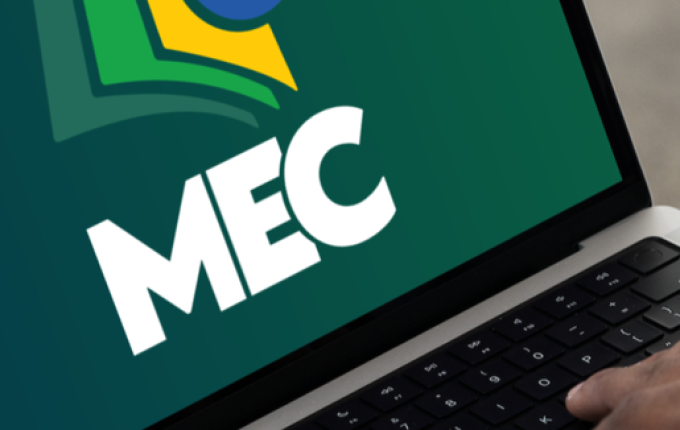 MEC proíbe educação a distância em Direito e mais quatro graduações