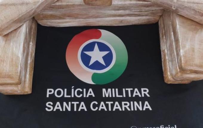 Mulher é presa com mais de 11 kg de maconha