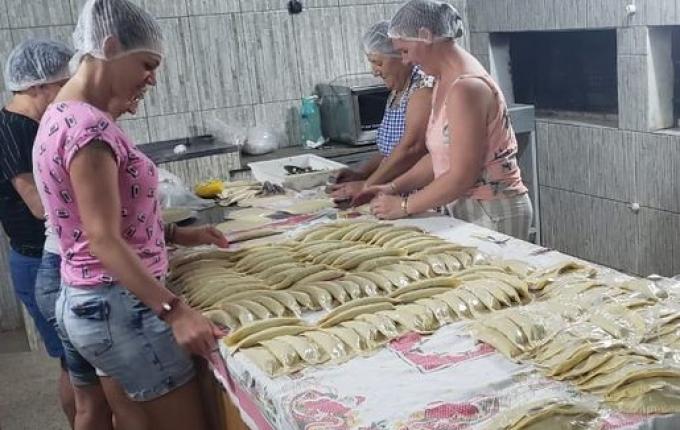 CTG Herança Pampiana realizou Pastelaço especial do Dia das Mulheres