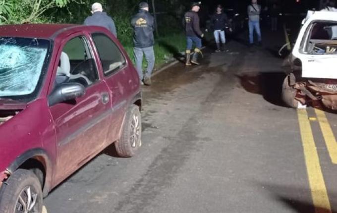 Carro emplacado em Campo Erê se envolve em acidente na PR-180