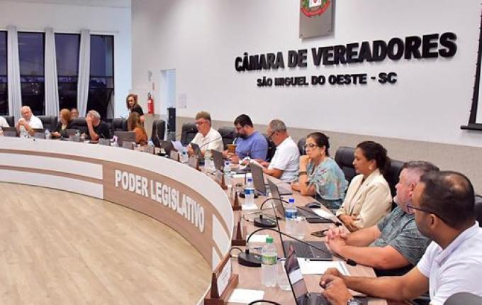 Câmara de SMO aprova proposta para escolha de diretores escolares
