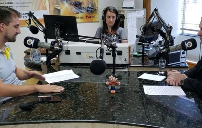 Rádio Oeste entrevista mais de 30 lideranças e autoridades na Retrospectiva 2021