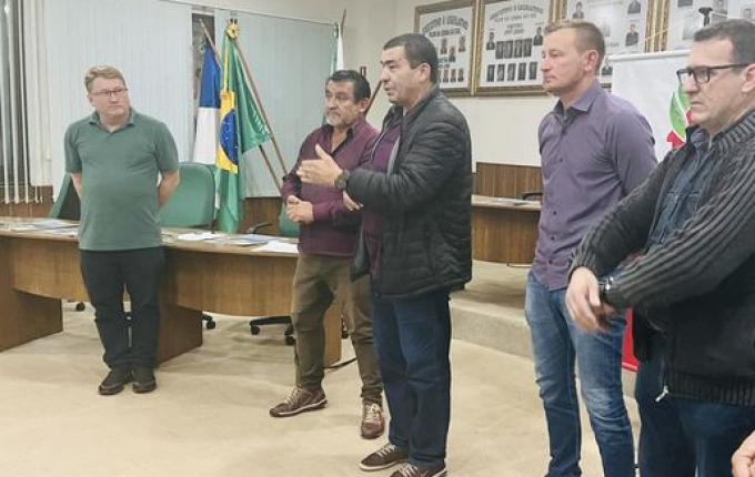 Habitação: Palma Sola entrega escrituras para moradores