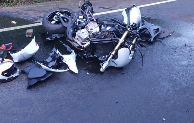 Acidente deixa uma pessoa morta e outra gravemente ferida na SC-157