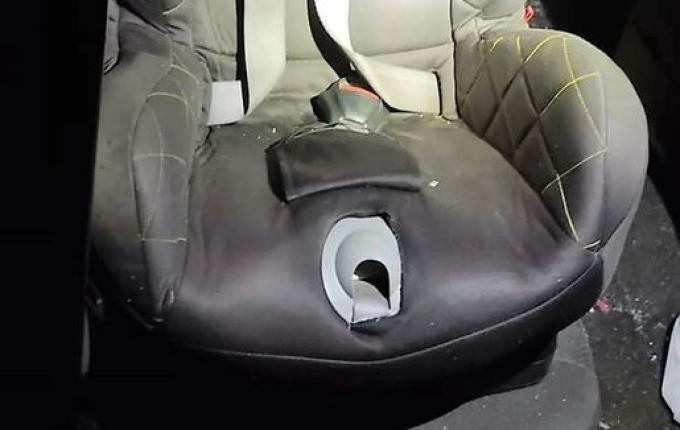 Menino de 4 anos que estava em cadeirinha sai ileso de acidente com morte em SC