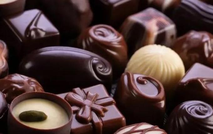 Amigo ou inimigo? Conheça mitos e verdade sobre os efeitos do chocolate na pele