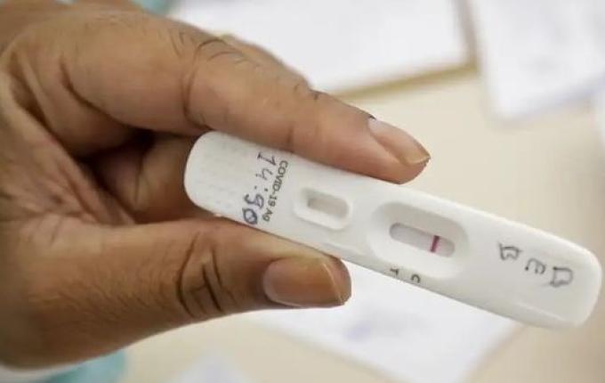 Brasil registra cerca de 110 mil casos de Covid em 2025