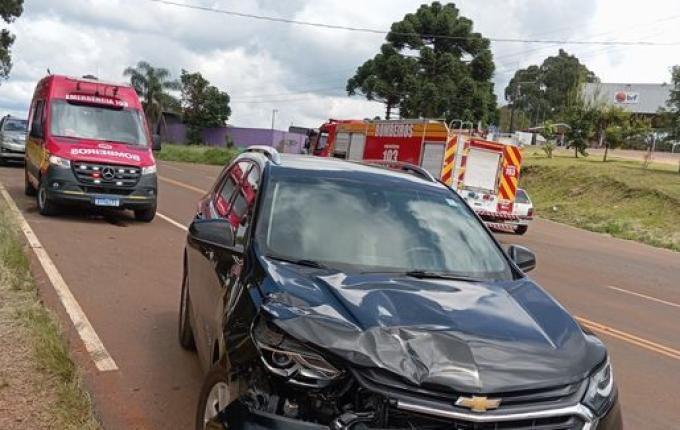Motociclista fica ferido em colisão com carro na SC-305 em Campo Erê
