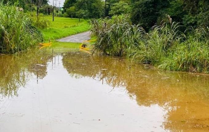 FOTOS: Itapiranga enfrenta a segunda cheia do Rio Uruguai neste mês de maio
