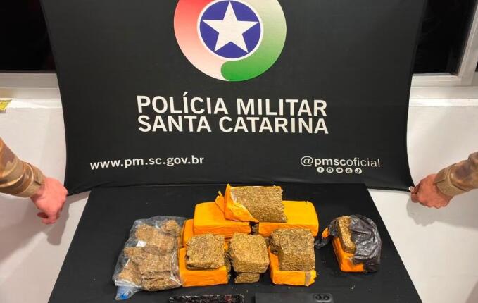 Homem é preso por tráfico de drogas em bairro de SMOeste