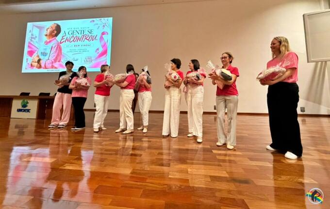 Rede Feminina encerra campanha Outubro Rosa com a Jornada Sobre o Viver em São Miguel do Oeste