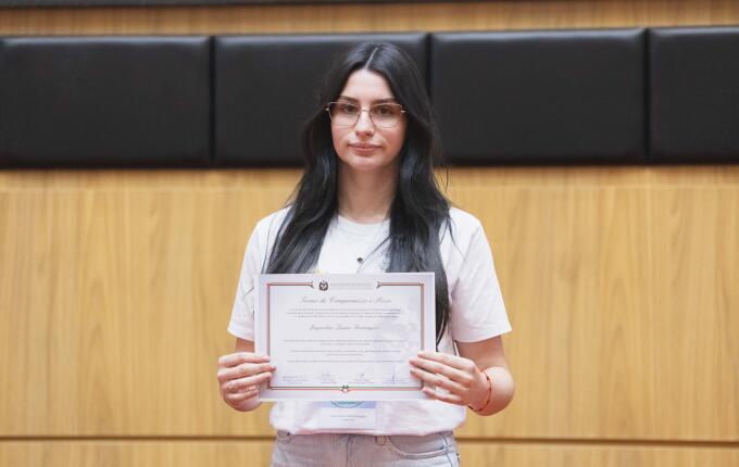 Estudantes de Belmonte vivem experiência parlamentar na Alesc durante o Parlamento Jovem