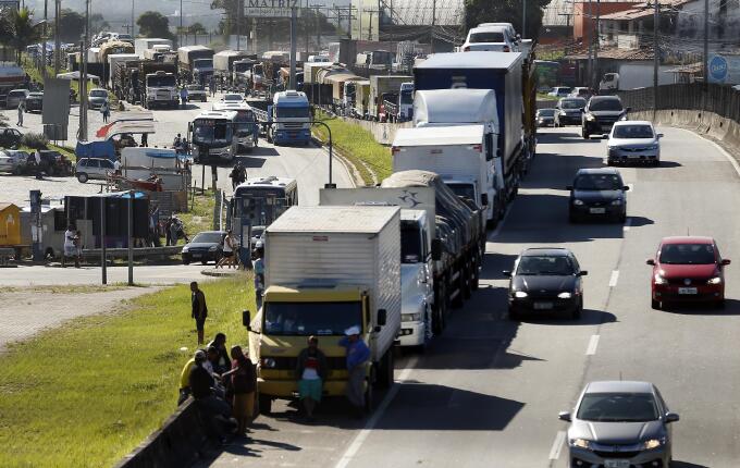 Após longas reuniões, governo e relator fecham acordo sobre MP do Frete