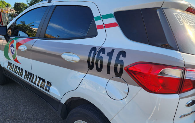 Homem é preso por ameaçar companheira no centro de Itapiranga