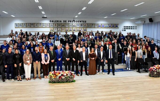 Câmara de SMO homenageia Unoesc pelos 30 anos de credenciamento como universidade